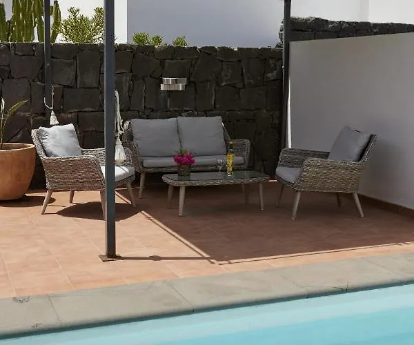 221 - Casa La Vista By Now Ltd فيلة *